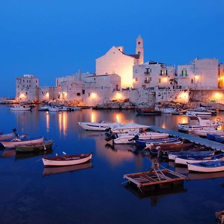 B&B A Pochi Passi Dal Mare Giovinazzo Ngoại thất bức ảnh