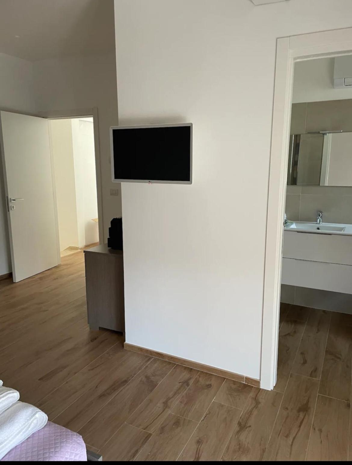 B&B A Pochi Passi Dal Mare Giovinazzo Ngoại thất bức ảnh